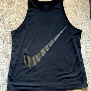 Nike Women’s Dri Fit Tank Size Large